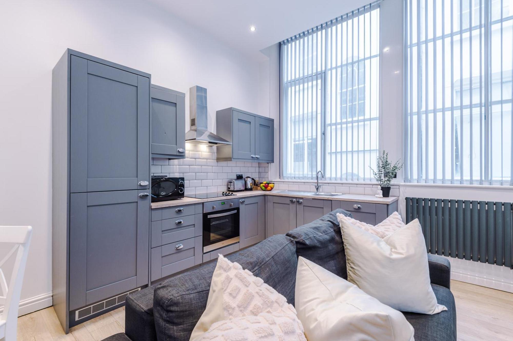 Modern 2-Bedroom Apt In The Heart Of City Centre Liverpool Exterior photo