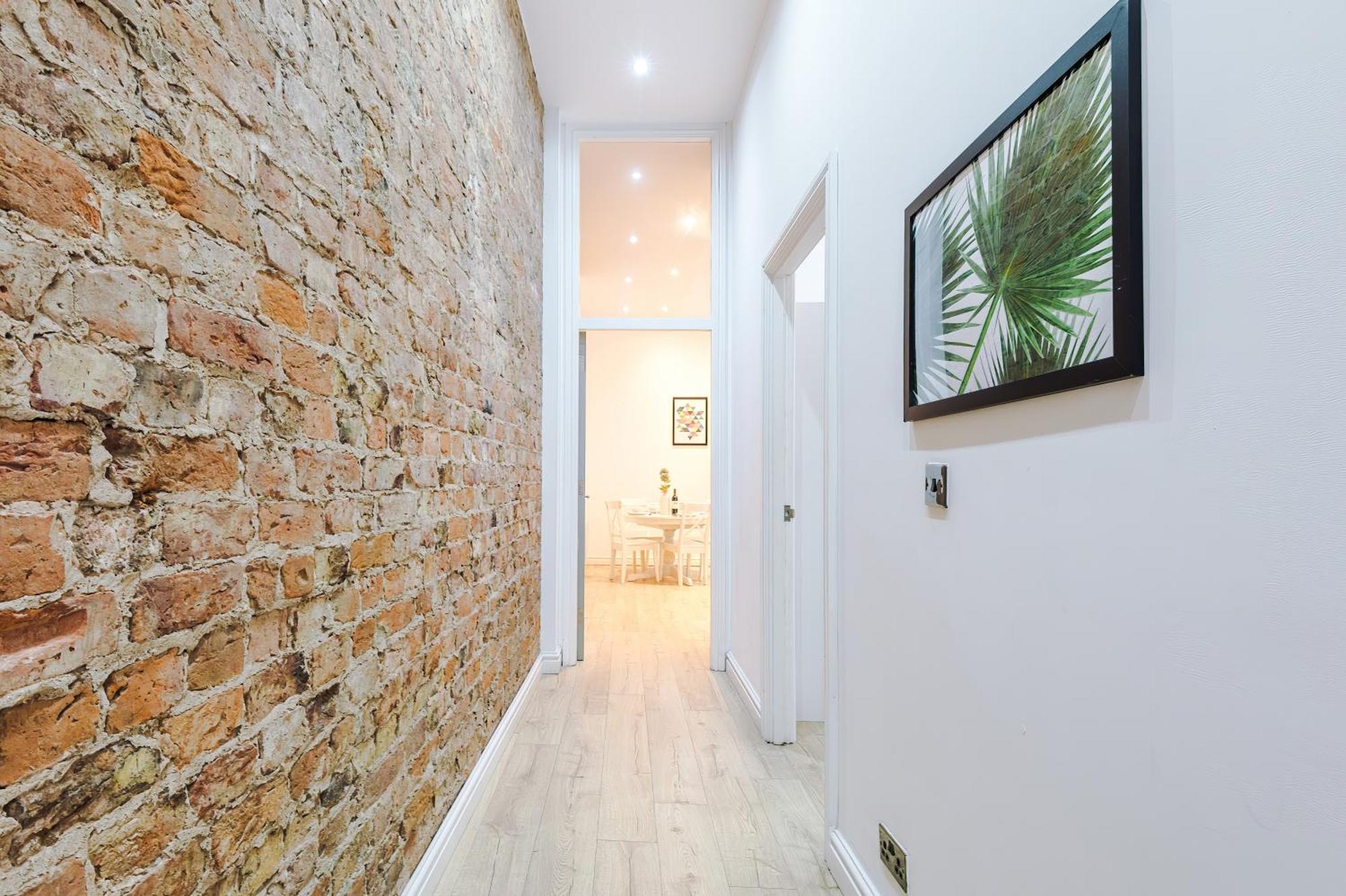 Modern 2-Bedroom Apt In The Heart Of City Centre Liverpool Exterior photo